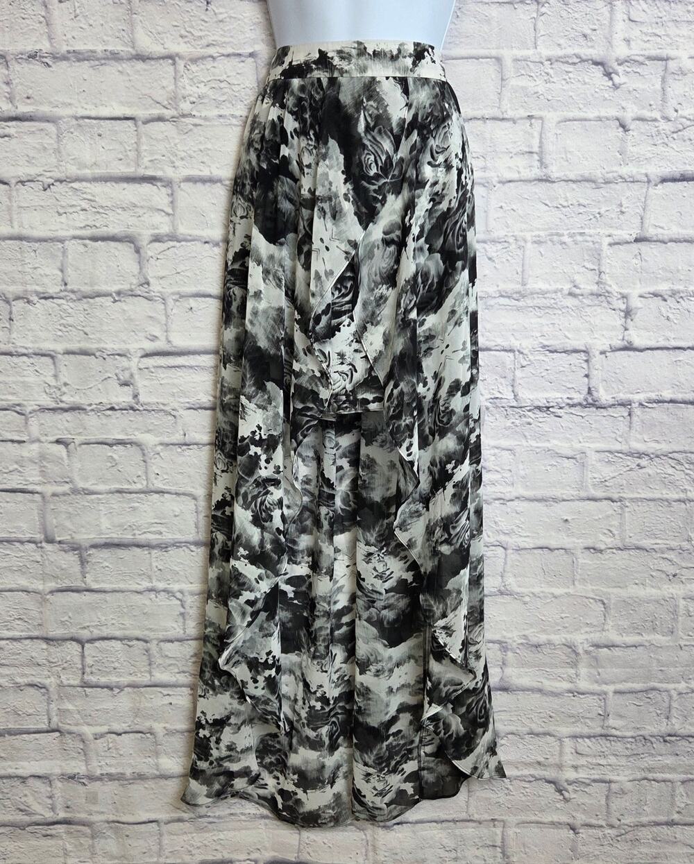NWT Kimchi Skirt Womens Size 0 Black White Hi Low Hem Sheer